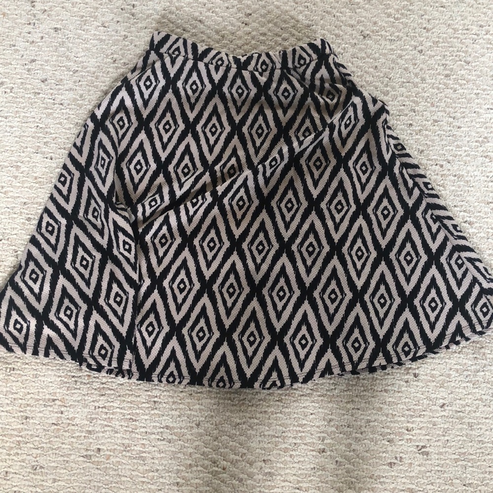 Skater skirt diamond print